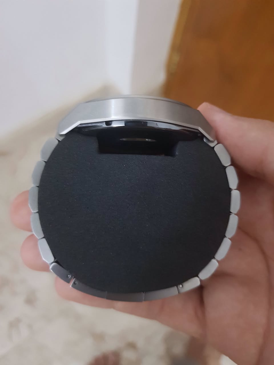 للبيع ساعة Huawei Watch GT 3 Pro Titanium Edition
الحالة: نظيفة جداً واستعمال خفيف
اللون: تيتانيوم فخم وأصلي
البطارية ممتازة وتدوم فترة طويلة
الساعة بيها مميزات هواي مثل:

* قياس نبضات القلب والأوكسجين
* مقاومة للماء
* استقبال المكالمات والاشعارات
* شاشة AMOLED واضحة وفخمة
* مناسبة للرياضة والاستعمال اليومي

السعر: ٣٠٠ ألف 
المكان:نجف
للتواصل على الخاص


**إذا كنت صاحب هذا الإعلان وتريد حذفه لأي سبب، رجاءا أرسل رسالة إلى الدعم الفني**