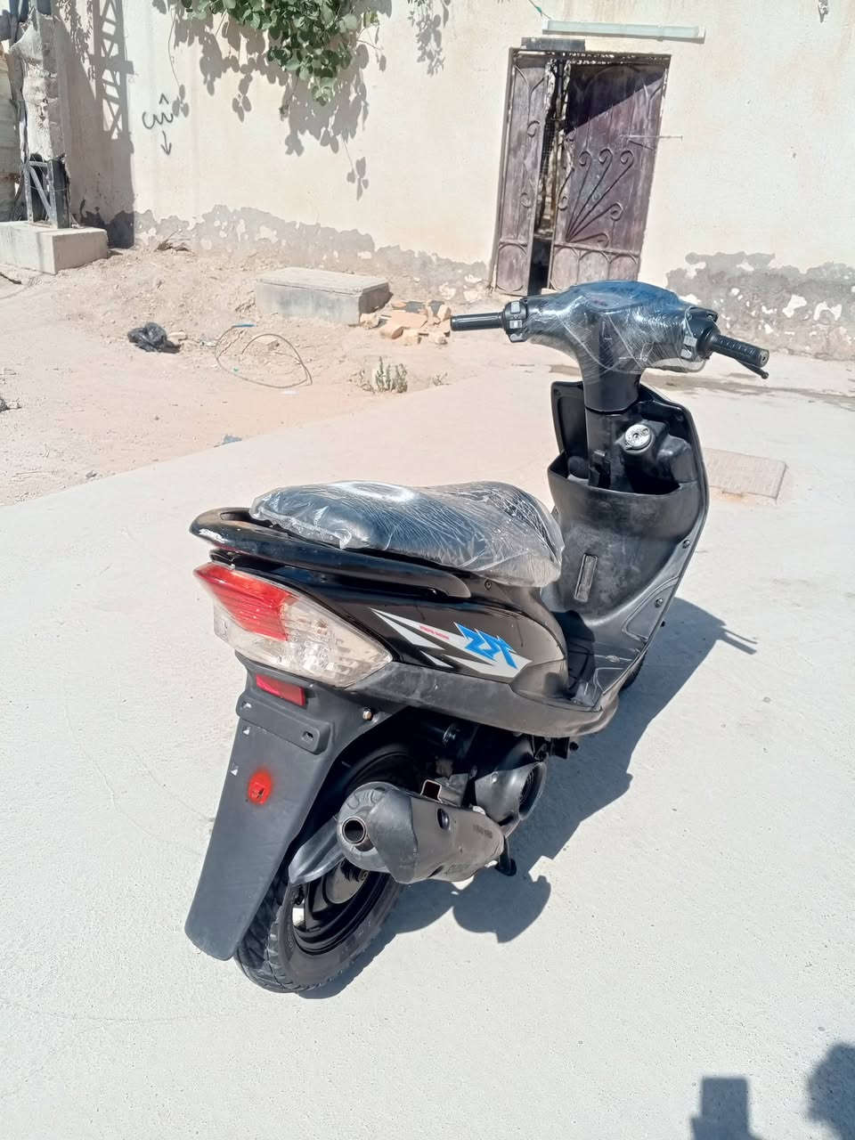 سلام عليكم دراجه ماكس عدله
بلاد ما مفتوحه 50  شلعه ومعدل كهربايات كله تشغل من طول للطول ما نقصه شيء  
سعر 650وبي مجال  مكاني ناصريه قضاء الجبايش تصال ***********
