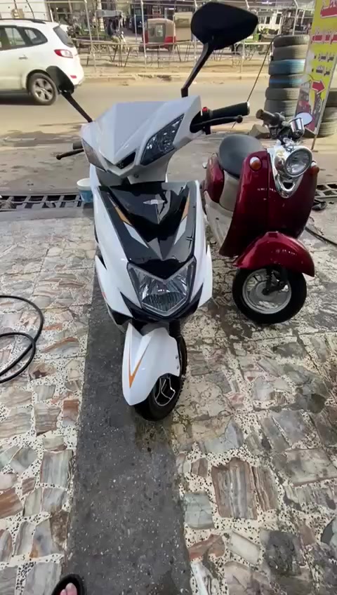 سلام عليكم دراجه شحن سكنس موديل 2025 مكفوله كفاله عامه مكاني بغداد مدينه الصدر السعر 750 رقم الهاتف /***********
