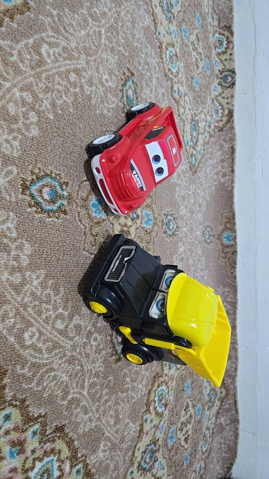 سڵاوهاوڕێیان ئەم سەیارانە بۆفرۆشتن گەورەیە زەردەکە کۆنترۆڵەکەیش ئیش دەکات بێ عەیبە سکێتەرەکەیش لۆکە نرخیان 30هەزارە لەسلێمانی السليمانية, العراق


**إذا كنت صاحب هذا الإعلان وتريد حذفه لأي سبب، رجاءا أرسل رسالة إلى الدعم الفني**