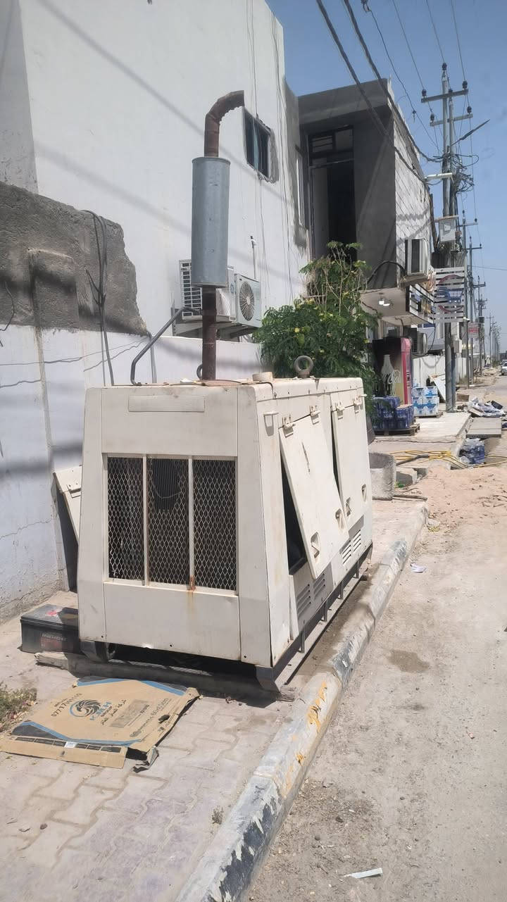 بلد المنشأ: اليابان النوع: مولدة ديزل
محرك ٦ سلندر سوبر قدرتها 72KvA
نظام اطفاء ذاتي عند تشغيل الوطني
راس توليد  بلادي ياباني 
***********
