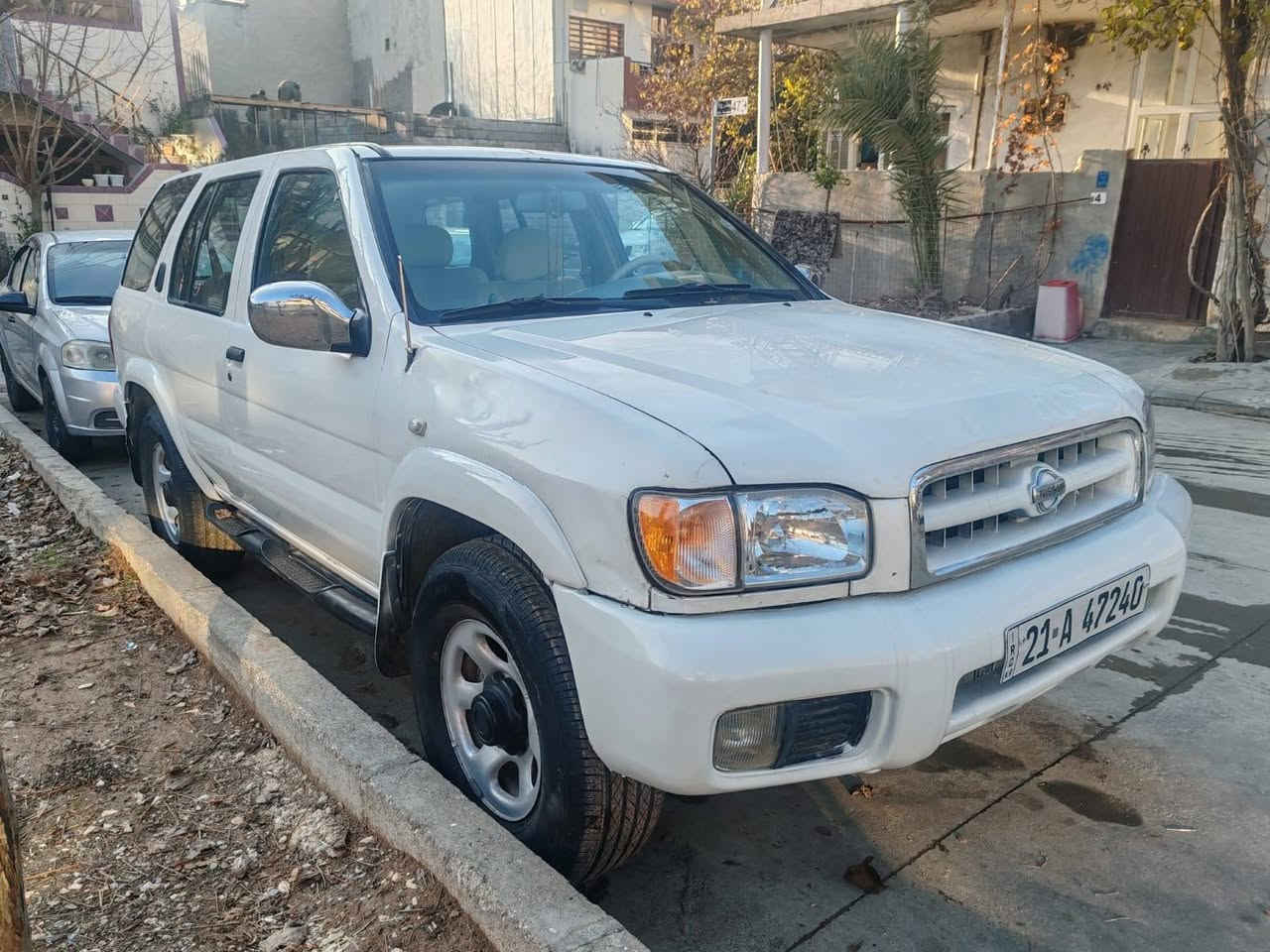 نیسان پاسپەندەر  2001 دەبڵ اکسل 
رقەم سلێمانیە گێر عادی 
سەنەوی تا مانگی 10ی 2027 تازەیە
  3 پەڵە بۆیاخی هەیە
 بێ مەسرەفە
بەجوانی و پاکی ماوەتەوە 

سعر : لە کۆمێنت داوای بکە ڕاستەوخۆ بۆت دێت 🤖 

گێر و مەکینەی بەشەرت 
هیچ کێشەیەکی تێدا نییە 

ژمارەی خاوەنەکەی 
***********
