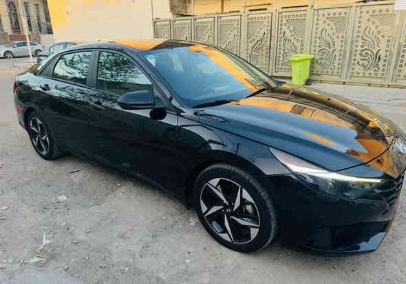 النترا 2023 وارد امريكي رقم بغداد بسمي 
فول مواصفات. عدا الفتحة
ماشيه 36 جديده بدون اي نقص 
حادث  بسيط بنيد ومرجعينه ليبل واحد السياره  بدون دواخل بدون شواصي  
مواصفات
بصمة تشغيل وابواب
محرك 2000 دوش
شاشه كبيره متصل ديجتل 
حاجب لد
كار بلي  رادار امامي ورادار خلفي
ورادار جانبي تحديد مسار
قياده ذاتيه تنبيه خروج عند المسار
ويل كب كروم 17
لد نهاري. فول تحكم ستيرن
هند برك بصمه
شحن موبايل واير ليس
السياره بعدهة بوضع الشركه 
ومابيه ولا نقص مكاني بغداد الجديده رقم الهاتف ***********
السعر 155 وبيهة مجال
