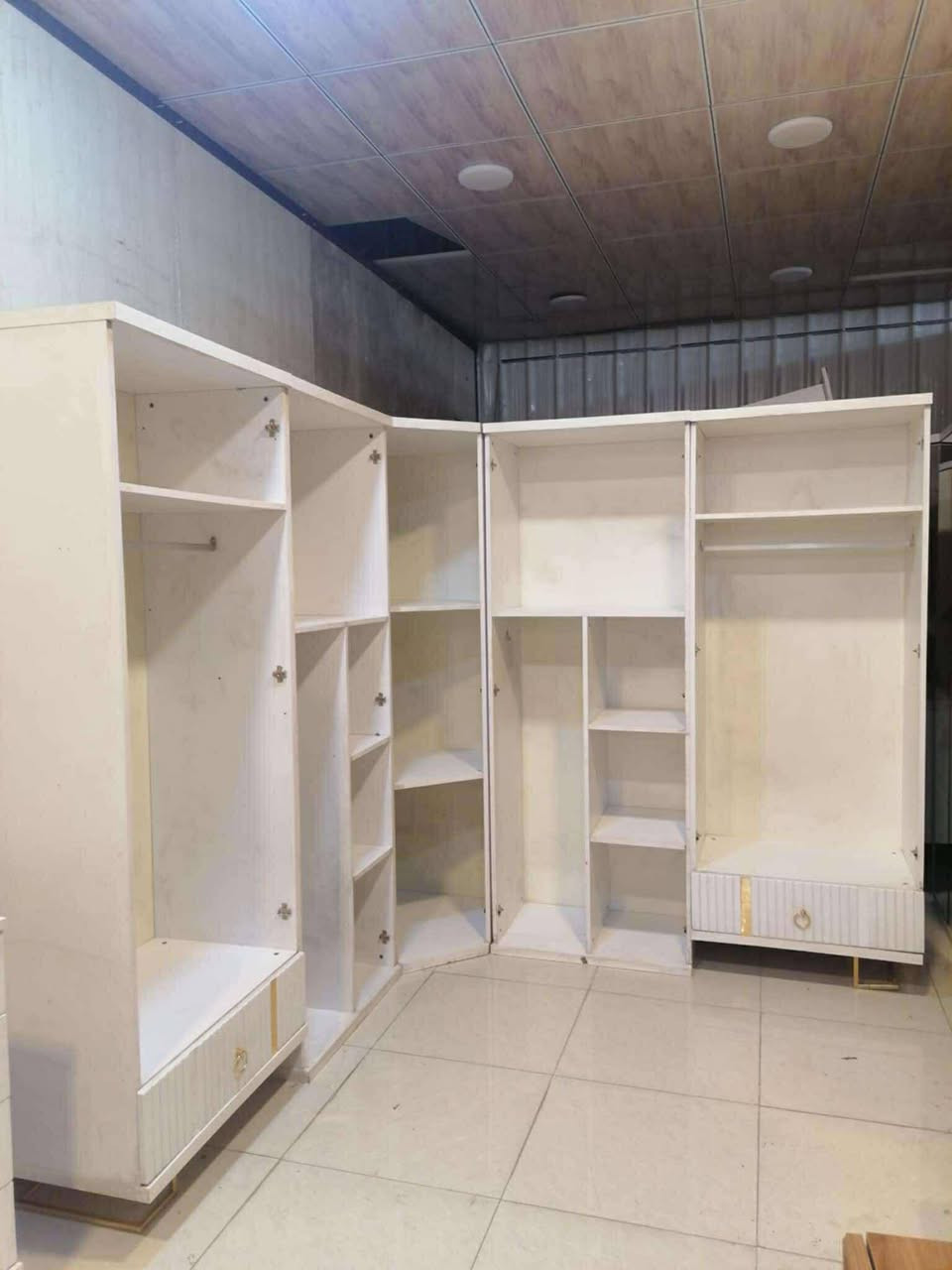 غرفة. تركي. نضام ابواب. زاوية. لون مميز. ٩قطع. كوالتي. عالي 
واصل. كول. مناطق بغداد


**إذا كنت صاحب هذا الإعلان وتريد حذفه لأي سبب، رجاءا أرسل رسالة إلى الدعم الفني**