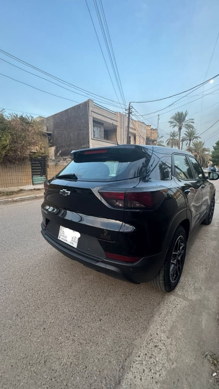 ‏ترايل بلايزر موديل 22 ماشية 36 حادث جاملغ وربع بنيد … السعر 138 للاستفسار الاتصال على صاحب السياره 
***********
