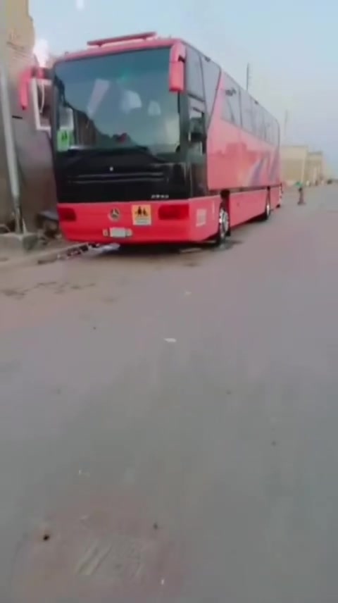 باص للبيع رقم بغداد جاهزه تخم تاير تبريد شبح جبير بطن احمر سكله جديده الاستفسار ‭0770 781 2113‬ مكان السياره ميسان العماره
