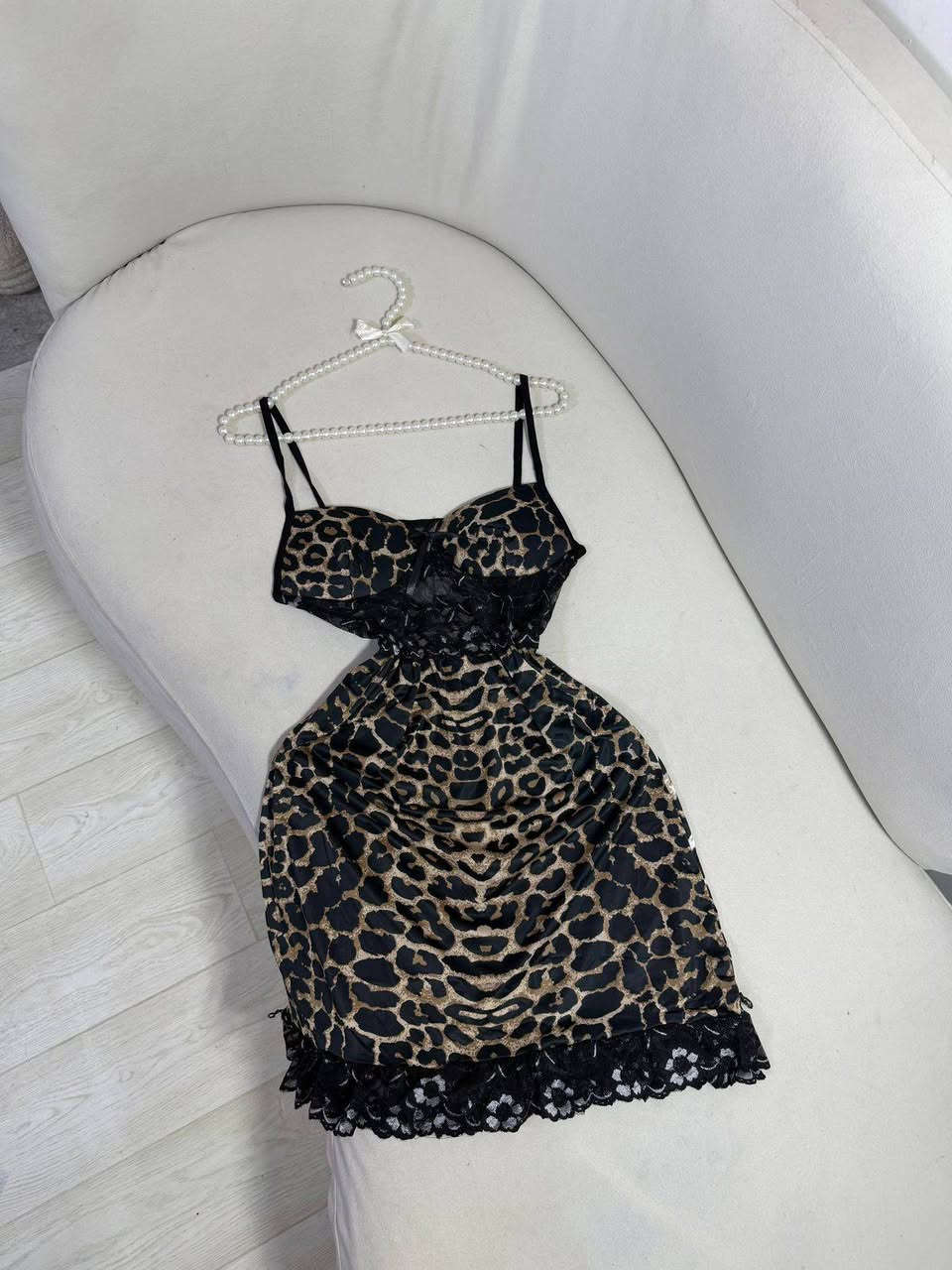 سعرالقطعه 5الي تاخذ اكثر من قطعه احسبلها ب4 القياس فري سايز لحد وزن 85 
توصيل 5لجميع محافظات


**إذا كنت صاحب هذا الإعلان وتريد حذفه لأي سبب، رجاءا أرسل رسالة إلى الدعم الفني**