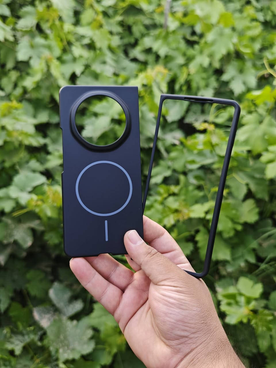 كفرات و درع شاشة و كاميرات متوفر اونر ماجيك honor Magic V6

عندك موبايل غالي؟ لا تخلّي جهازك بدون حماية 🔥
🔸 كفرات حماية قوية ضد الصدمات
🔸 لاصقات زجاج أصلية لحماية الشاشة
🔸 تصاميم أنيقة تحافظ على فخامة موبايلك
🔸 خامات ممتازة وعمر استخدام طويل

📩 راسلنا هسه وخلّي جهازك بأمان وأناقة بنفس الوقت 😎
📍 العنوان: كركوك – القادسية 2

📞 للتواصل:
🟢 واتساب: ***********
🟢 واتساب: ***********
🔵 فيسبوك: Hiwa Store
🔵 فيسبوك: Hiwa Cover
🟠 إنستغرام: hiwa_store_iq
🟠 إنستغرام: Hiwa_Cover
🖤 تيك توك: Hiwa Store

#Hiwa_Store #كفرات_هاتف #كفرات_موبايل #iphone  #كفرات_هيوا
