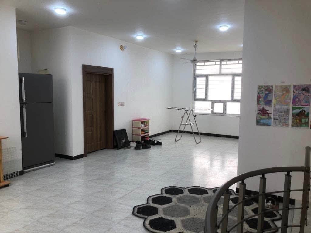 📍 فرصة عقارية مميزة – مكتب التصميم العقاري

🏡 النوع: دار طابو زراعي

📐 المساحة: _300__ م²

💰 —-طابقين بناء درجة أولى —

—أربع غرف نوم صاله مطبخ 

مجمع صحيات طابق ارضي طابق ثاني 

العنوان بابل زوير الغربي✨ 

✔️ مناسب لسكن

✔️ منطقة مخدومة وقريبة من الخدمات

✔️ فرصة حقيقية لا تتكرر

📞 للاستفسار والمشاهدة: ***********
