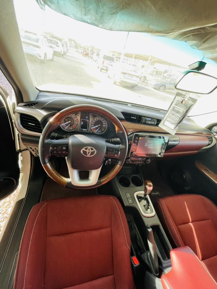 سلام عليكم سياره تويوتا هايلوكس مديل 24كويتي كير اوتماتيك مكفوله كفاله عامه ماشي 39الف حره. مداور اي يوم تريد جاهزه مجهزه سياره العنوان سماوه شارع المعارض الاستفسار اتصل ***********
