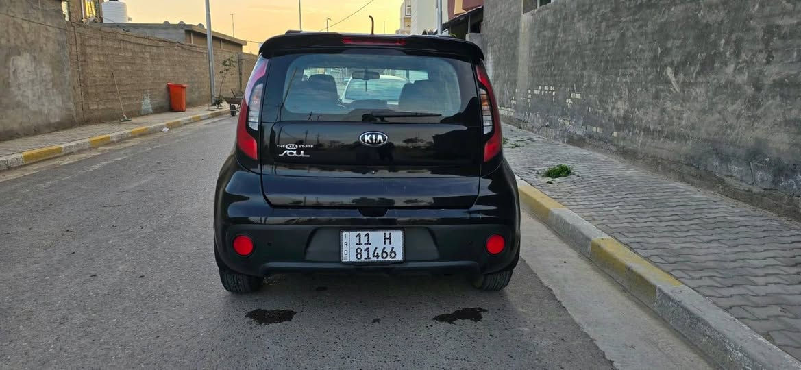 السلام عليكم
السعر 110$
للبيع كيا صول رقم بغداد جديد موديل ٢٠١٧ حادث جاملغ وبنيد
محرك ١٦٠٠ جي دي اي
ماشية ٦٨ ألف ميل. 
مواصفات عادية.
مكاني بغداد /الاعلام
***********
