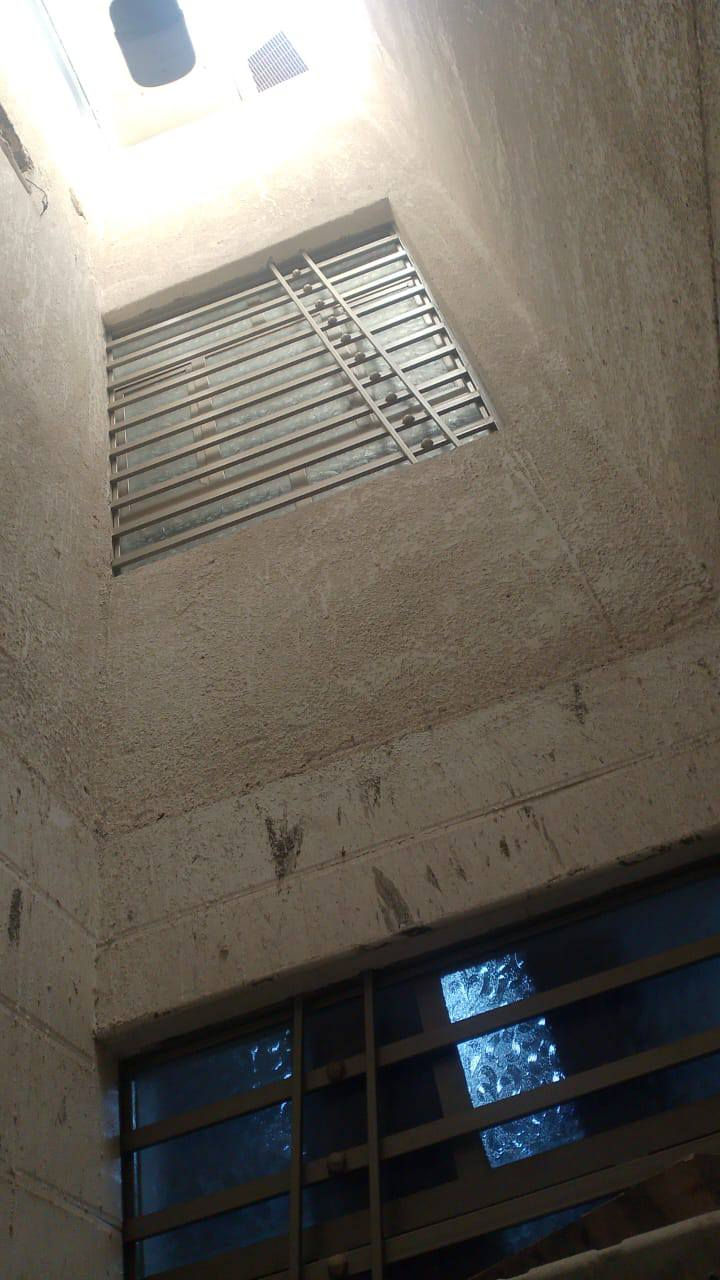 سلام عليكم
بيت للبيع مساحه 100 متر
مكان حي الكوفه شارع الصوره 
الستداره الثانيه الجهة اليسرا يريب ع اسواق ادم

الستفسار /***********
