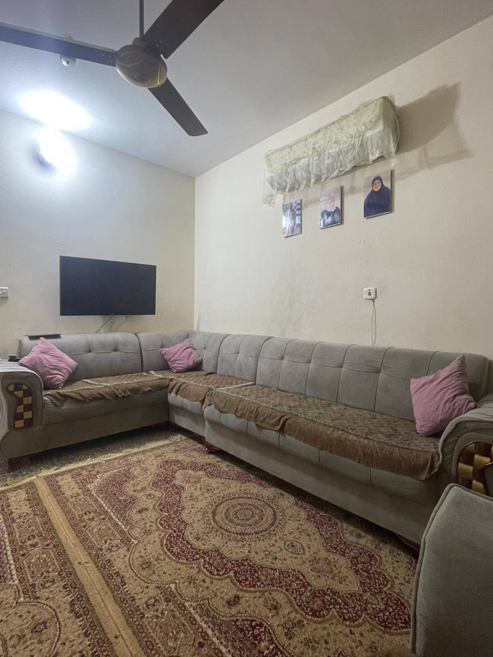 سلام عليكم للبيع تخم قنفات ديوان 10 مقاعد السعر350 الف وبي مجال قليل بي رجلين انكسرت وجبنه وحد جديده وشدينها عن الحلال والحرام مكان العطفيه


**إذا كنت صاحب هذا الإعلان وتريد حذفه لأي سبب، رجاءا أرسل رسالة إلى الدعم الفني**