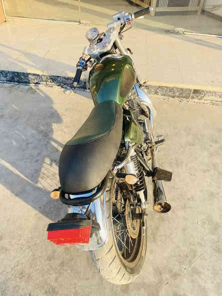 سلام عليكم دراجه mz موديل 2019مابيه كل نقص كلشي شغال دراجه جديده شوفت عينك مكينه 150
السعر مليون و100
***********
