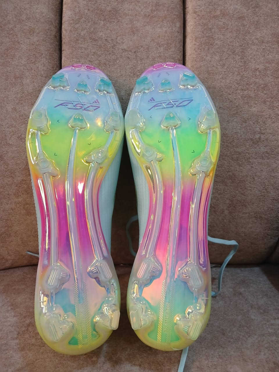 قياس 44...40 الف توصيل مجاني


**إذا كنت صاحب هذا الإعلان وتريد حذفه لأي سبب، رجاءا أرسل رسالة إلى الدعم الفني**