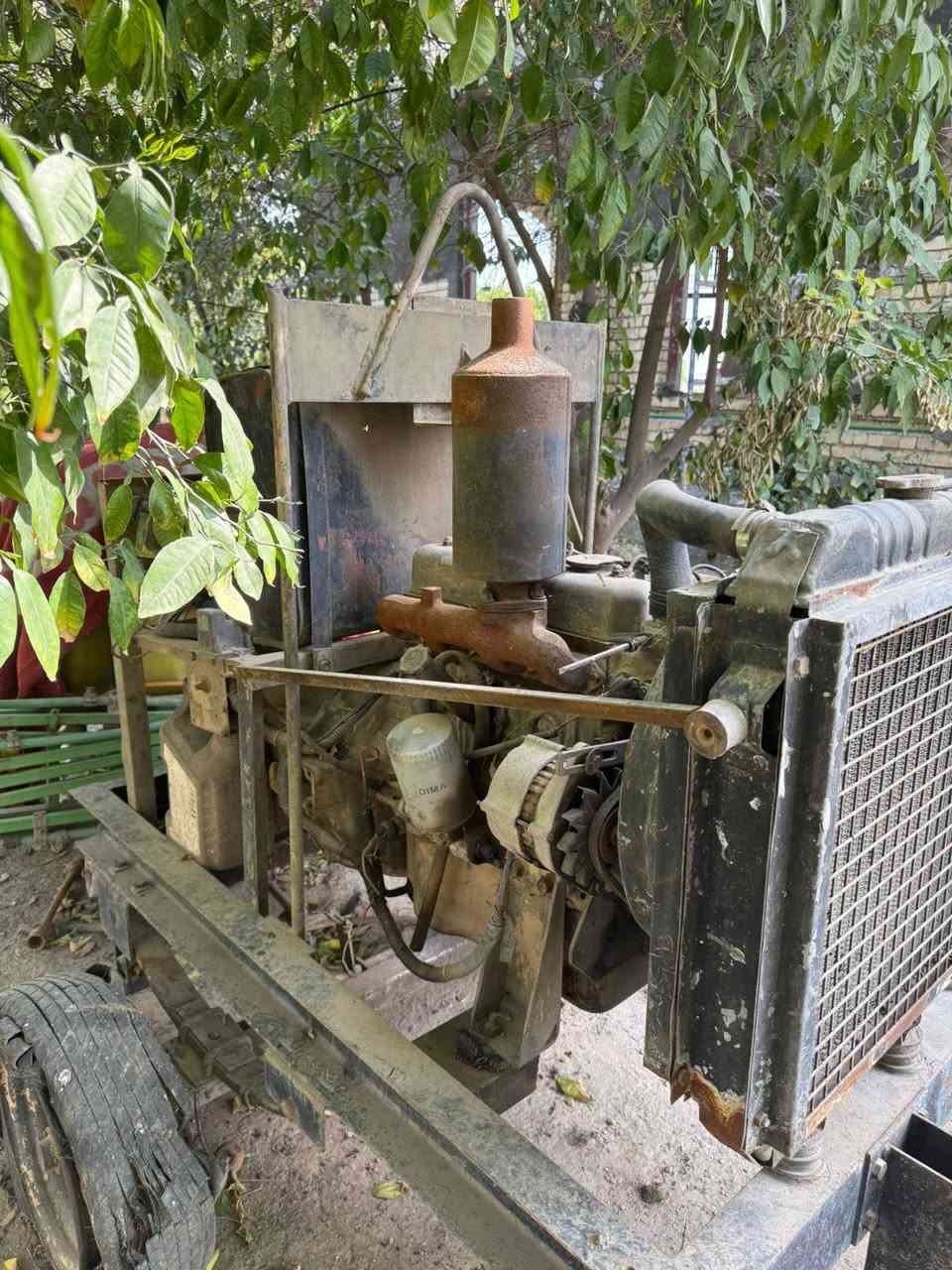 مولد 12ونص كيفي تويو ياباني راديتر شغال وجاهز بس البم مال الكاز تعبان اشويه تجفيت جديد السعر 14 ورقه 
رقم التلفون *********** مكانه ابو غريب
