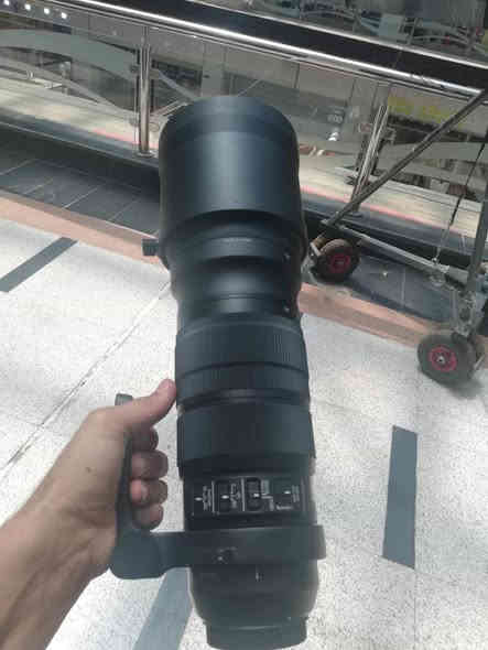 معدات تصوير للبيع احترافيات 
120-300mm f2.8 os2 2700$ canon
135mm f2 usm L canon 550$
16-35mm f2.8 iii usm L 800$
R5 1900$ 
***********
مكاني كوت
