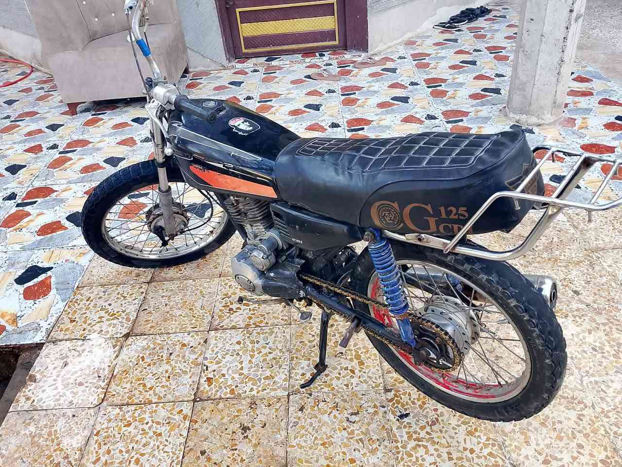 ماطور MTRكير  5 لا صرفو وله دخان مال روحه ورجعه سعر 125 وبي مجال للطيبين رقم الهاتف *********** مكاني حي التحريري
