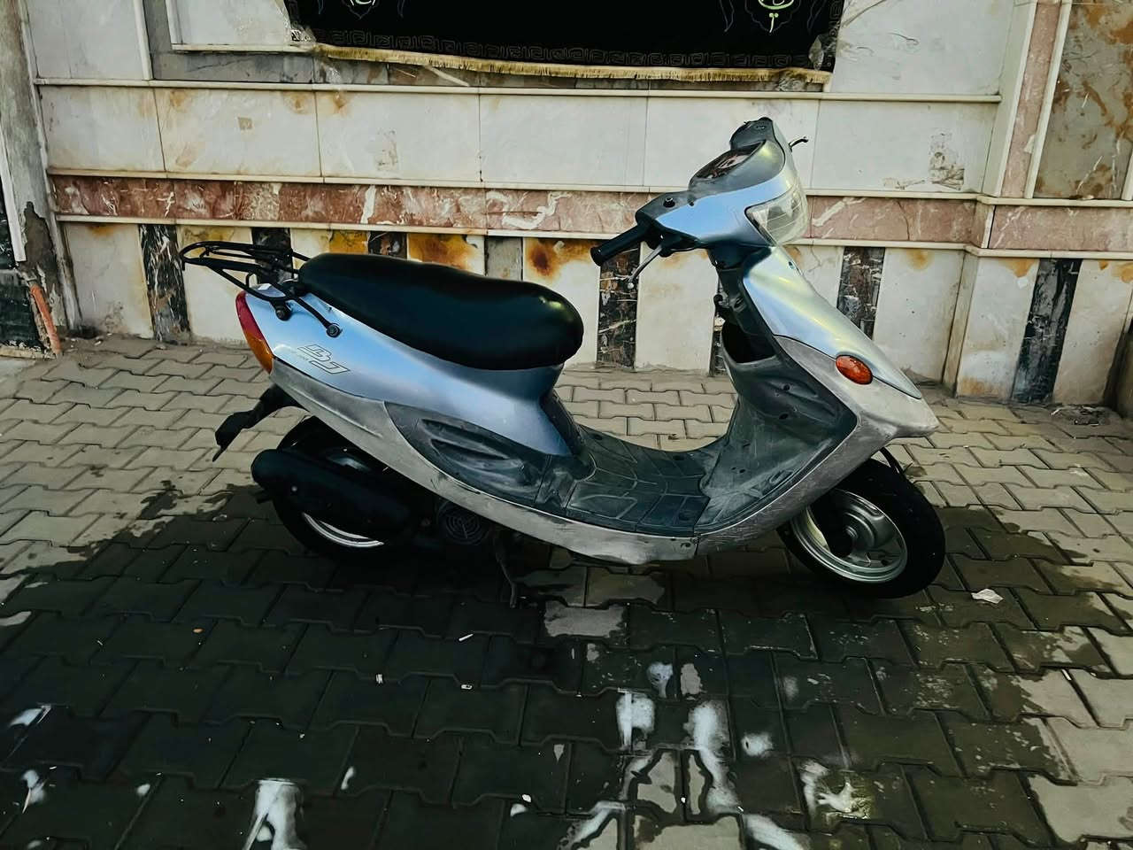 يوماها ام 9 جديده وجاهزه سلف هندر السعر 475 وبيه مجال ***********
