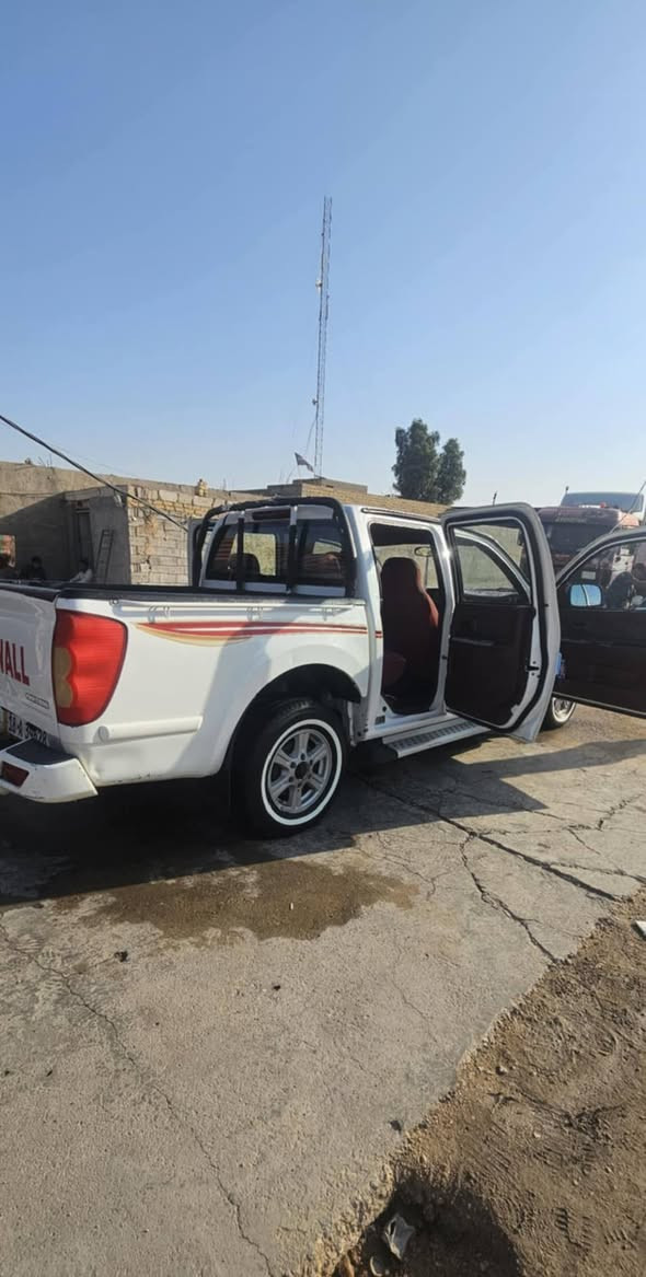 السلام عليكم سيارة كريت ويل للبيع موديل 16كفالة عامة رقم انكليزي بابل سنوية لة 28  سعرهة خاص ***********
