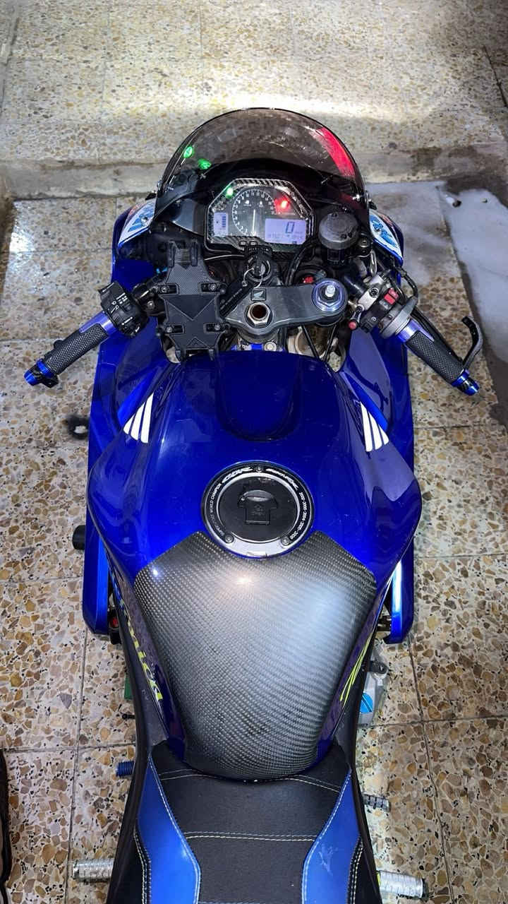 سلام عليكم     رقم انكليزي وسنوية ب اسمي بغداد هزة جديده

هوندا rr600 2006  نسخة Movie Star💙 مكفولة 

عليها هواي تزويد 

كويك شفتر 
جهاز باور كمندر لهب
هدرز و اكزوز تو برذر 
جاملغ خلفي امامي كاربون فايبر الياف حقيقي
دشبول كاربون فايبر 
واقية زنجيل كاربون فايبر 
جامه مضلل واطار كاربون فايبر 
كلجات رياضي 
مقابض تزويد 
واقيات مقابض كاربون فايبر 
قمبورة كاربون فايبر 
واقية تانكي كاربون فايبر 
تايرات عقرب امامي خلفي 

وادامة جديدة عليها 
مكانها بغداد مدينة الصدر ***********
