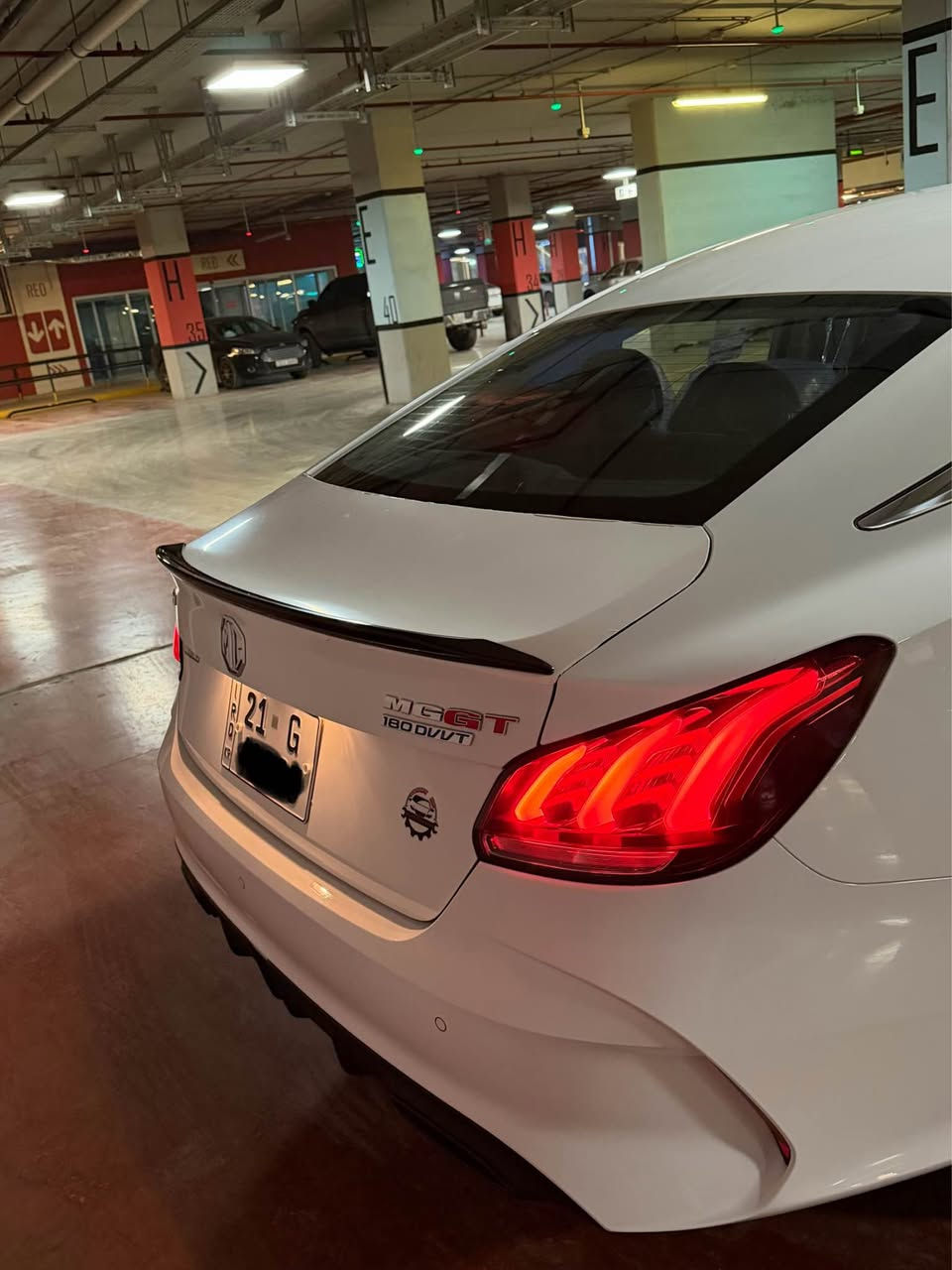 ئێمجی جیتی ٢٠٢٥ گێرعادی
ته‌نها ١٠٠٠٠ هه‌زار كیلۆمه‌تر رۆشته‌وه‌ 
لۆك لۆكه‌ وه‌ك شه‌ریكه‌ ماوه‌ته‌وه‌ 
هه‌موو گیانی به‌شه‌رت
به‌سمه‌ و شاشه‌ و كامێرایه‌ 
ڤۆلۆیم سوكان تاعدیل سورعه‌ ویل كورۆم
به‌شه‌رت بۆیاخ ته‌نك
بێ بۆیاخ و بێ سارد و بێ شوخت و بێ چاڵ
له‌ سلیمانی *********** 
نرخ ١٠٥ گه‌ڵایه السليمانية, العراق
