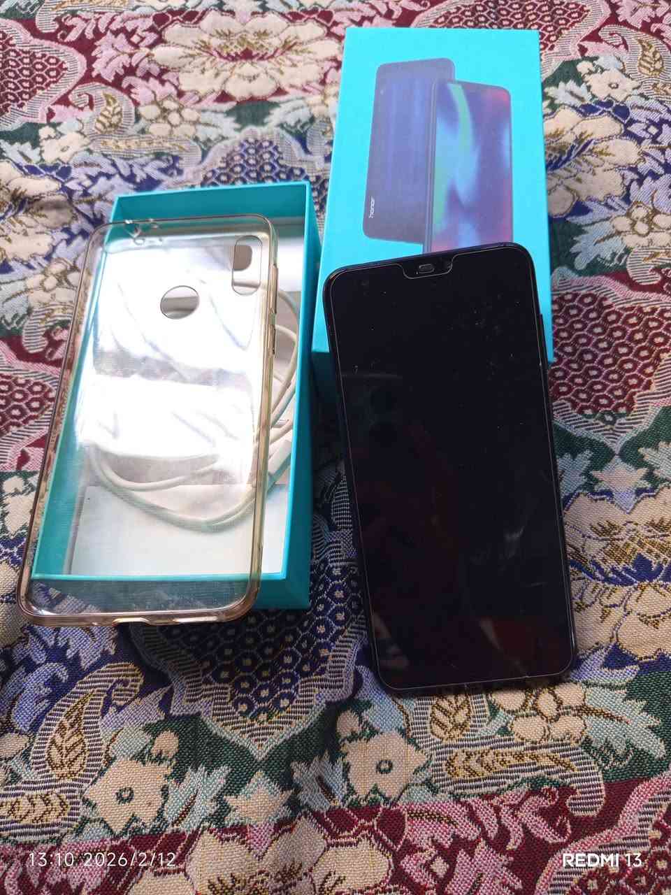 📱 للبيع Honor 8C
🔹 الشاشة نظيفة
🔹 الجهاز يشتغل واي فاي 100%
🔹 اللمس، الصوت، الكاميرات شغّالة
🔹 البصمة شغّالة
🔹 مع كامل ملحقاته (شاحن + كيبل + علبة) 
💰 السعر: 60قفل
📍 المكان: حي المهندسين


**إذا كنت صاحب هذا الإعلان وتريد حذفه لأي سبب، رجاءا أرسل رسالة إلى الدعم الفني**