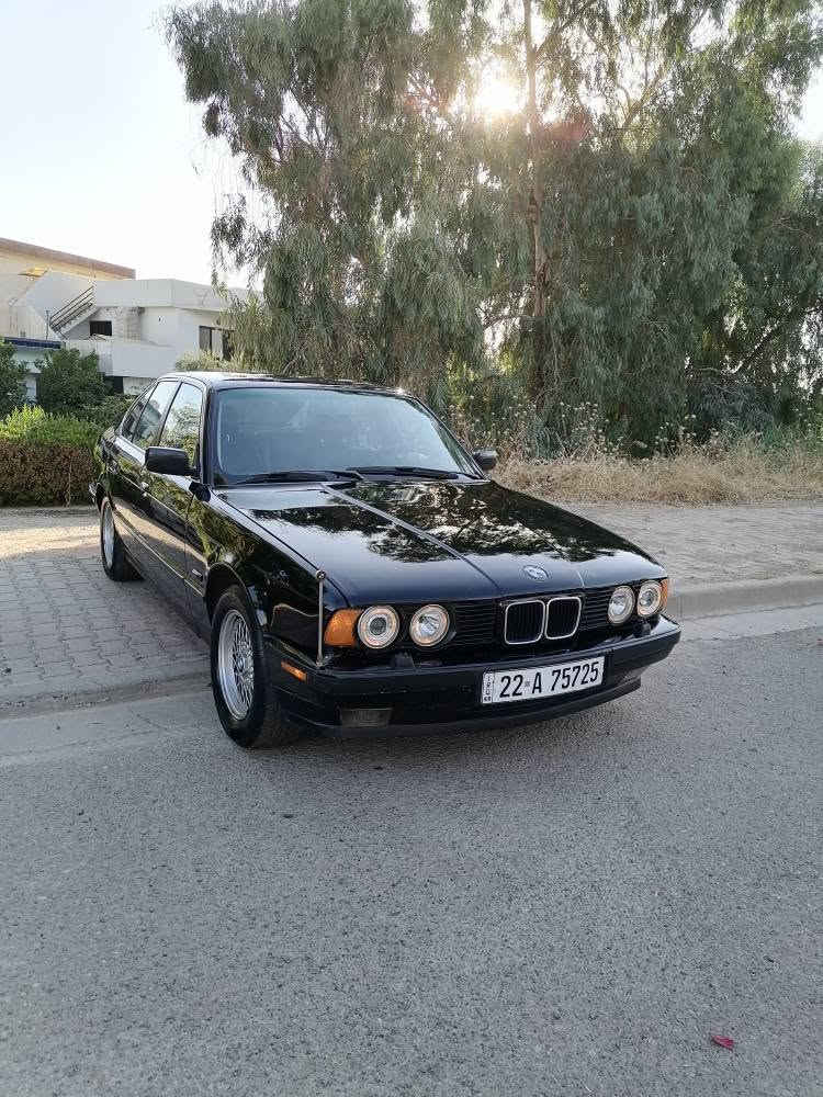 بیئم 525 بۆفرۆشتن مۆدیل1991
مكينه 525 كبس بيلاد گير تؤماتيك 
گيرو مكينه ي به شرت 
بی سەرف بی بوخار بي ليدراو
بؤياخ عام بؤ جواني رنگي ره ش قتران 
رەقەم هەولیر رەقەم سنه وي
تازایە تا 2030 به ناو خوماوي
تحویل غرامە بەشەرت
دەفتر بەنزینی هەیە
فول موصفات بس سلايت نيه 
کوشین جلد ناو فۆرمیکا
جام کارابا لایت ئه لقه زينون
تعدیل سورعە ويل حسير 4تايي تازه 
قفل مركزي پاوەر ABS
تبرید تبرید مەرکەزی
شان️صی اکسل بەشەرت
تاخم پیش کارابایی به شرت 
تەقەو ڕەقەی بەشەرت
ماڵی دۆستا دینار مصرفی تیا نیە
ناونیشان كركوك رەحیماوا 
***********
*********** كركوك, العراق
