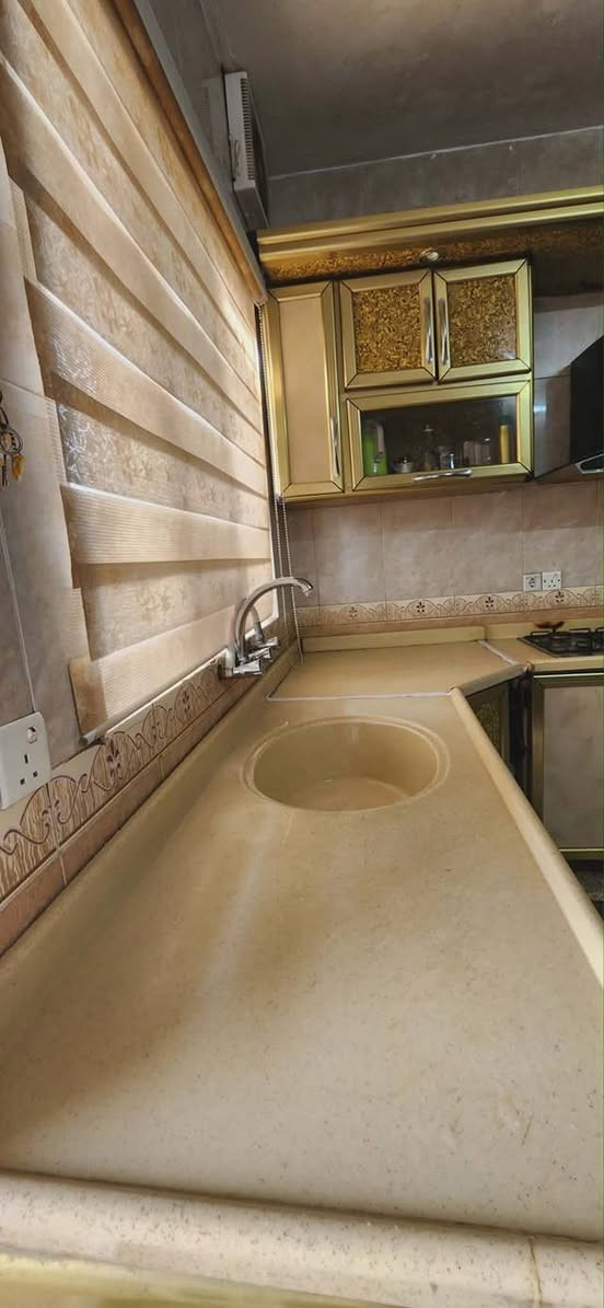 كاونتر للبيع بلموصل جانب الايسر
توصيل مااكو
5 امتار ونصف طول الكاونتر كامل  مع السنك 
3 امتار و75 س م  طول الملحق
الشراي يتصل عل الرقم ***********
#متابعيني #لايك_متابعه_اكسبلور
