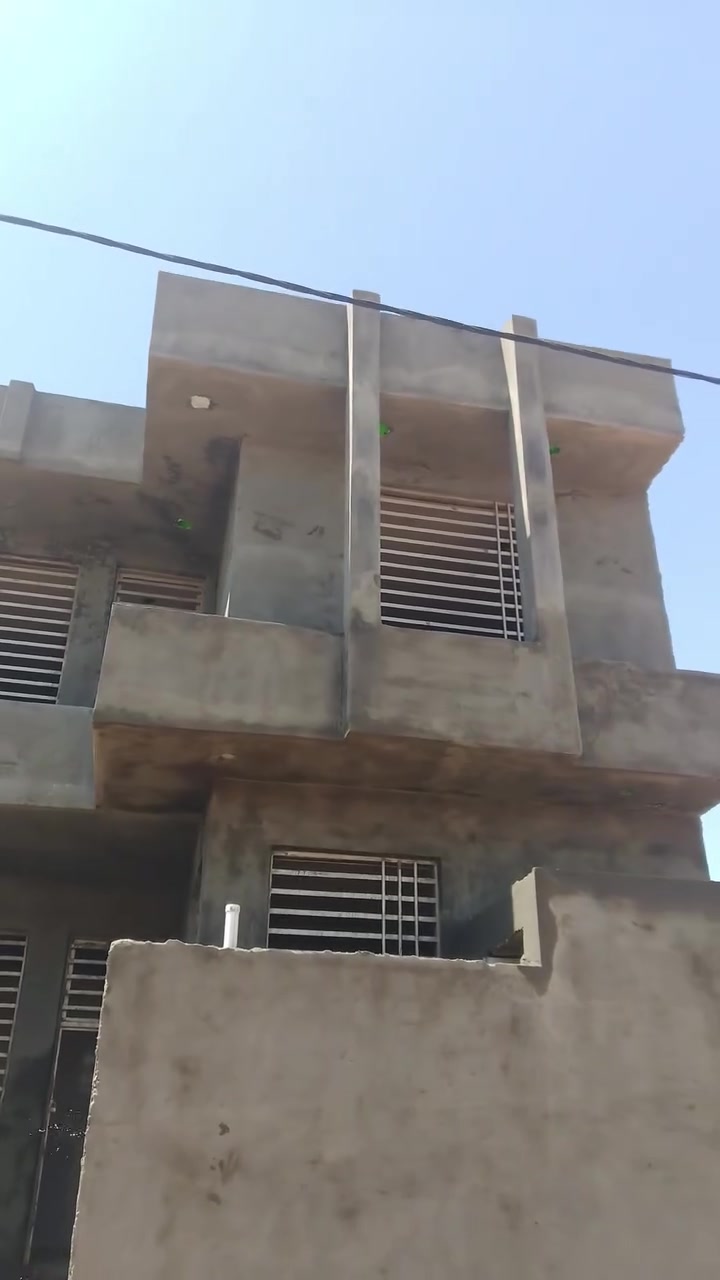 خلفه لبخ متفرغ حالين نشتغل جميع المحافظات داخل خارج سمنت وجص وبورك 
داخل 
خارج
خشن 
وناعم
تكنيد 
طرطشه
نثر
تقطيع
اي شي بيك خير وتدلل
***********
