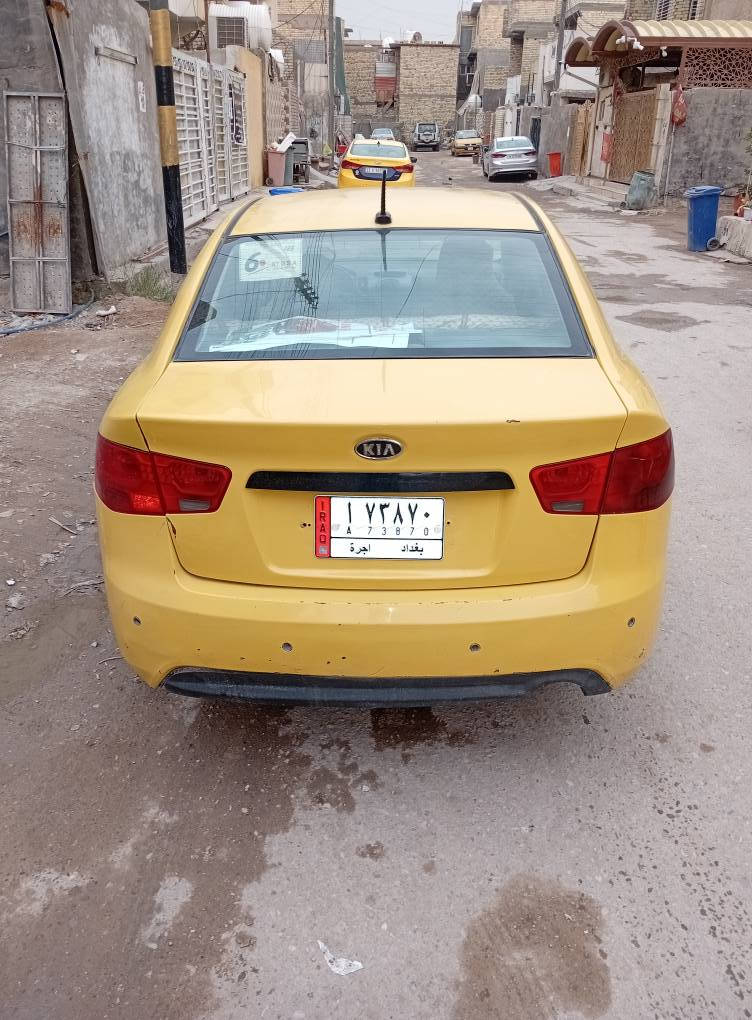 سلام عليكم  كيا فورتي موديل ٢٠١٠ وارد أمريكي بيهه جاملغ  مال أمريكي  سياره جاهزه  حجم مكينه ٢٠٠٠ دوش مكينه وكير مكينه تبريد شغال رقم بغداد مشروع وطني سنويه جديده ٢٨ سياره مصفره هيهه سعر  ٧٥ بيهه مجال بصيط مكان سياره بغداد *********** بغداد, العراق
