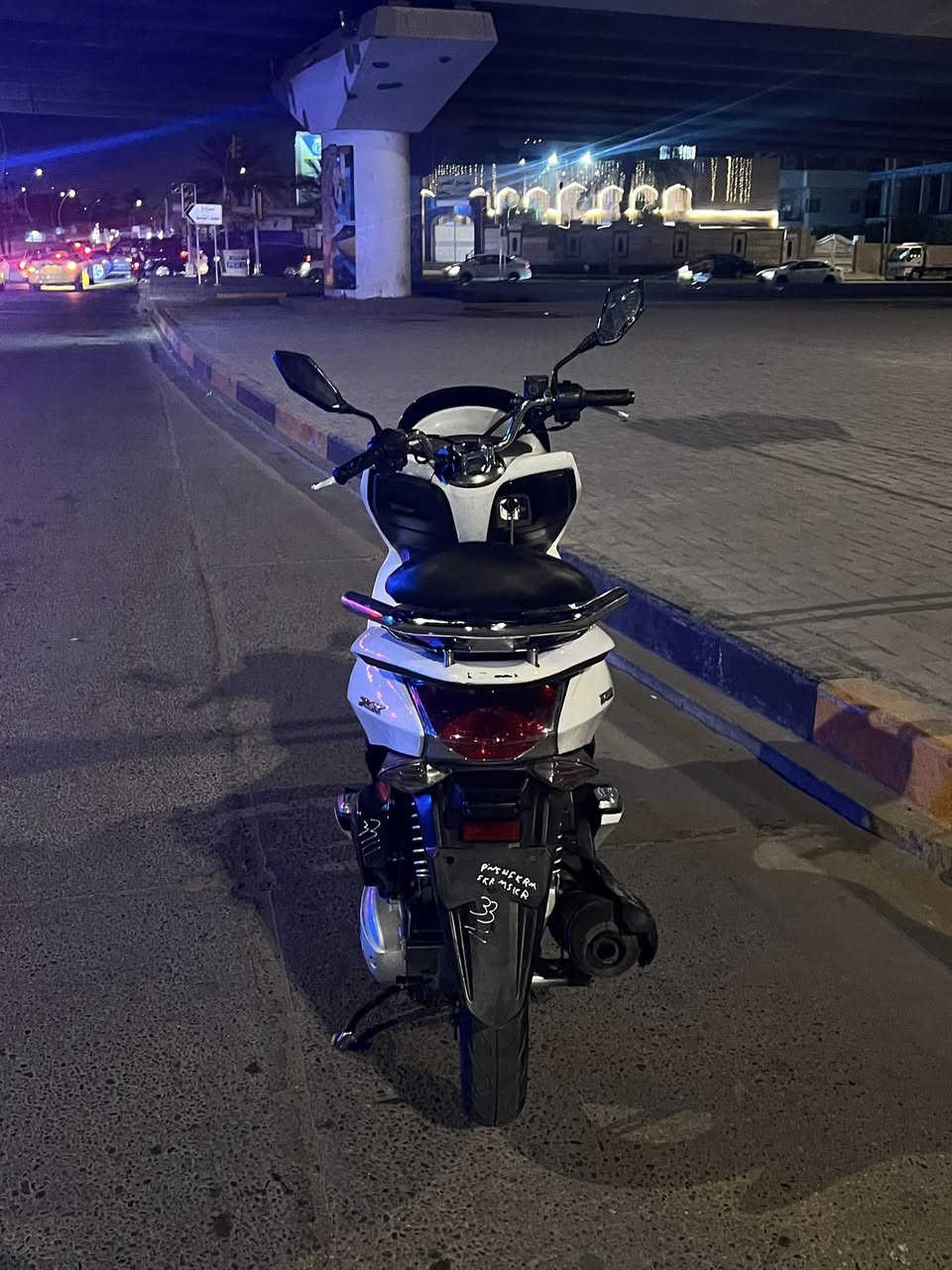 جيل اول 2018
سعرها 1600
مكاني المنصور
واتس ***********
