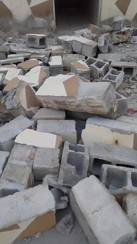 السلام عليكم تفليش بيوت تفليش رباطات قلع ارضيات تكسير الجدران رفع الانقاذ هذا رقم اتصل وخدمتك ***********
