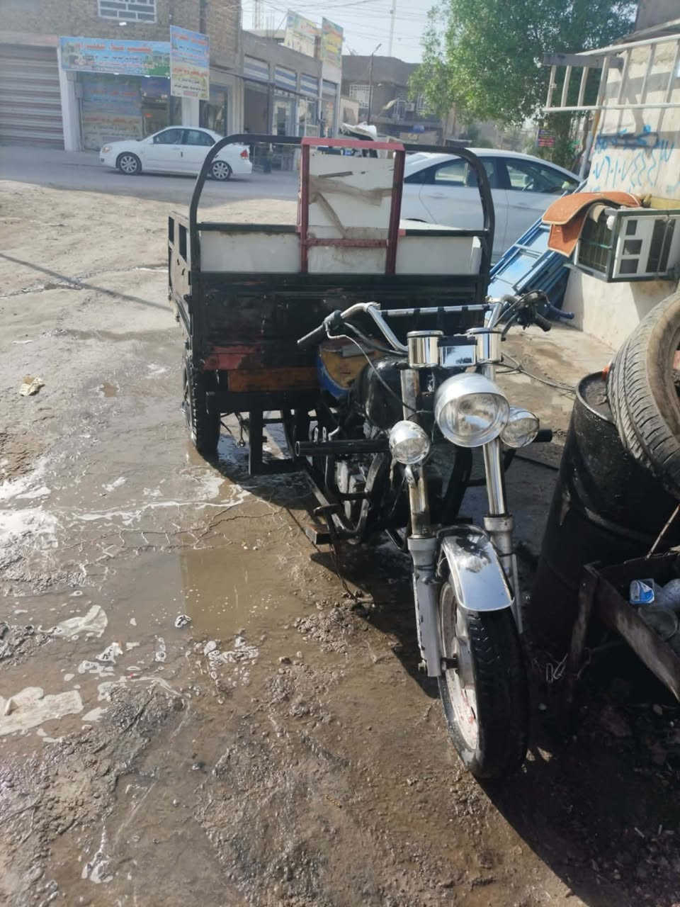 السلام عليكم ستوته البيع
دراجه نضيفه تايرات جديدات كهربايتها
شغاله البدي نضيف اوراقه ضايعه مكفوله من سرقه وعشائر سعره ٥٠٠ وبيها مجال.
مكان الحله نادر الأولى غير متواجد ع فيس
للاستفسار /***********
