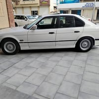 بي ام للبيع 525كير محرك خير من الله صدر تخم تايرجديد سنويه ل31هزه جديد...