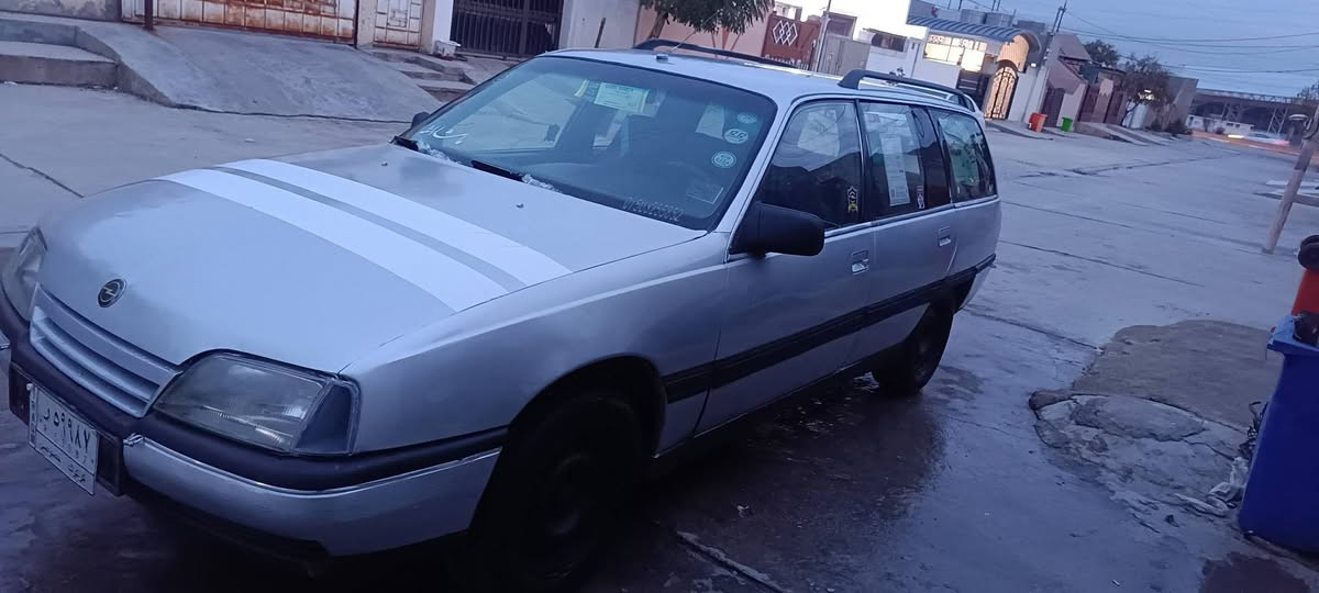 اوبل اوميكا موديل 1989محرك 20بيلا كيرومحرك شرط كهرباي كول شخال سنوي مشروع وطني دفتر بنزين صبوغ جديد سعر 27بي مجال *********** كركوك, العراق
