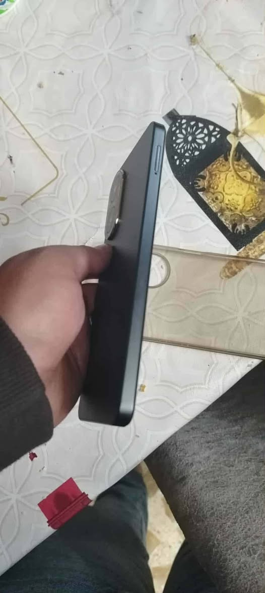 للبيع مستعمل كم يوم جديد الجهاز جلخ مابي
ذاكره 128 رام 8
السعر 90 
***********
