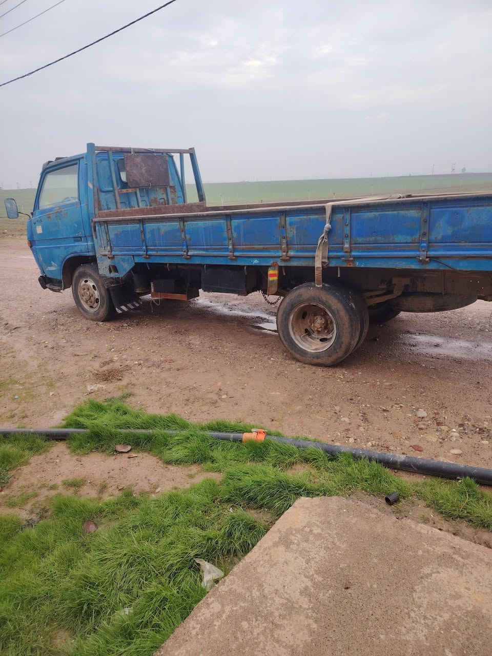 #دانيه البيع رقم بغداد كير محرك وشاصي شرط وكشر شوف العين السعر مليونين بويه مجال العنوان أربيل ناحيه ديبكه ***********.   ***********
