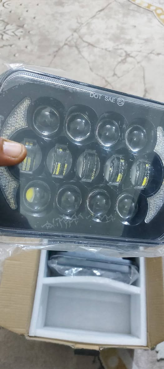 السلام عليكم لايتات روسي گلوب 12v ويرهم تشد 24v زوج 125
ولايتات LED 

3 وضعيات 40 ألف


**إذا كنت صاحب هذا الإعلان وتريد حذفه لأي سبب، رجاءا أرسل رسالة إلى الدعم الفني**