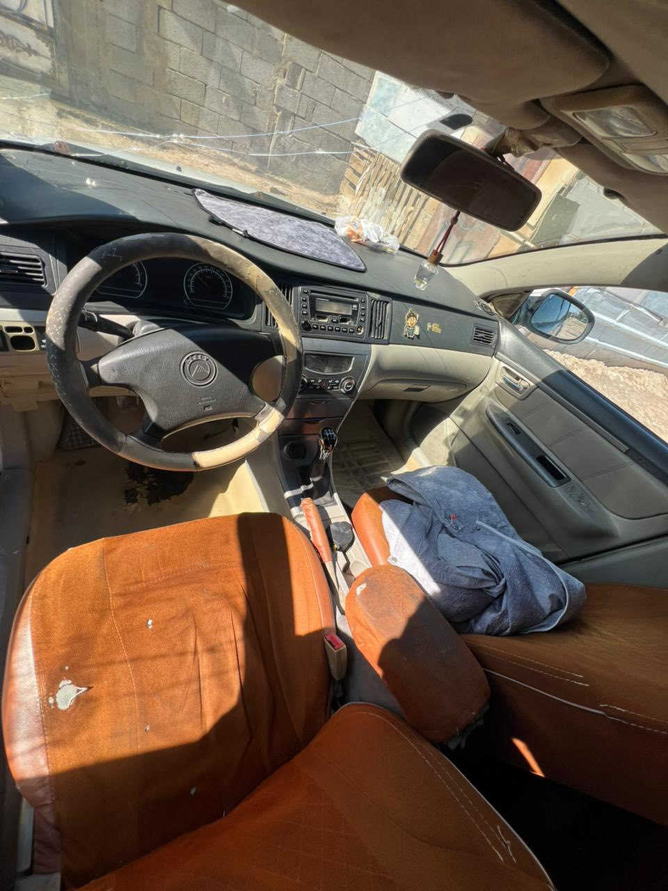 سلام عليكم جيلي مديل 12 سياره جاهزه لا صبغ ولا تبديل كلشي شغال بيه بس داير اليمن الهلال الي روه بي خياس قليل فقط 
مكينه وكير خير من الله مكان بصره سعر 46مجال قليل حك جيه مو شراي لا تتصل ***********
