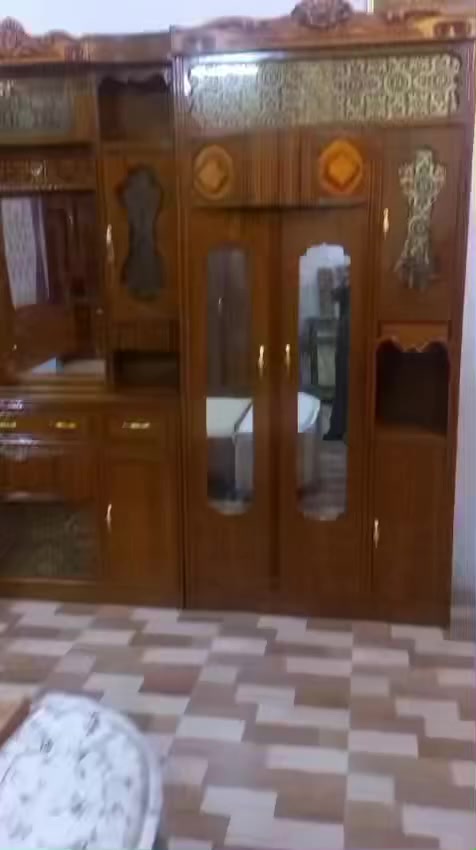 عرض خاص لفتره محدوده 😍
غرفة نوم صاج ❣️ درجة اولى 

الخشب ثقيل الواجهة  5 ملم 

 ضهر الكنتور  5 ملم  

(تتكون الغرفه من 11. قطعه )

( ارتفاع الكنتور مترين و 55 ) 

ملاحضه: يتوفر جميع الموديلات 

يتوفر بيع  بالاقساط. 

العنوان الرمادي 5كيلو 

للاستفسار مراسله الصفحه او اتصل 

***********
