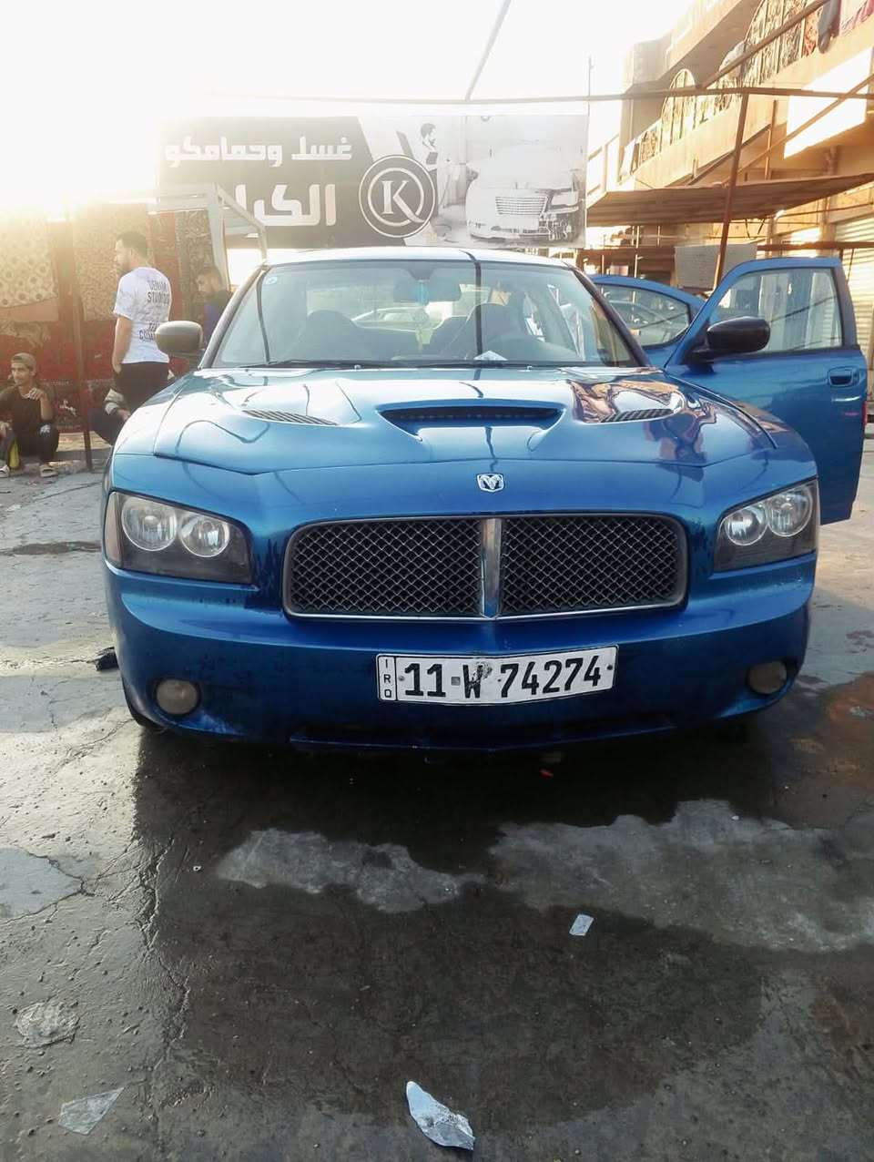 السلام عليكم
جارجر 2010 هيمي محرك 5700 رقم بغداد دولي بوليسي 
لون بحري بيها لاستيك ولف يعني تصرف دهن ادخن فقط صدرها نص عمر يحتاجلها بور ستيرن ضررها جاملغ الامامي السكن امبدل من امريكا والقماره واكع عليها شجرة بدون تكم تبريدها ثلج كهربائيات كلها شغالها لايت زينون منضومه غاز بيها 60 لتر 
للبيع او مراوس بتكسي  *********** اتصل السعر85 وبيها مجال قليل
