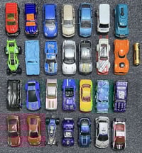 سيارات حديد • ٢٨ قطعة • توصيل بغداد