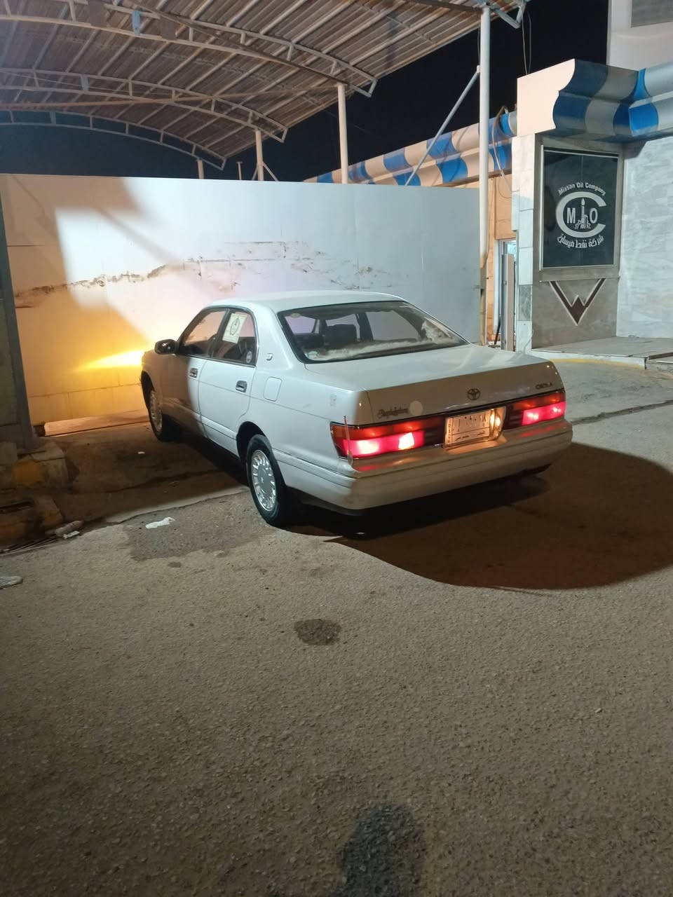 السلام عليكم كراون بطه فصل البيع كلب وقتنع شوف العين رقم الكليزي باقي بس الوحات مكفوله من العيب الشرعي مكان ميسان سعر 75 وبيها مجال الطيبين  ***********
