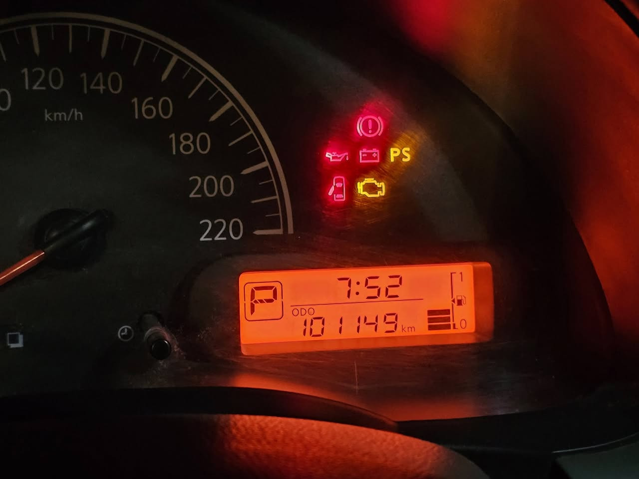 نيسان صني هندي بليته زرگه 2021
نيسان صني هندي موديل 21 رقم اربيل الماني سنويه لشهر السابع 2026

بأسم شركة وعدي بيها وكاله بأسمي تحويل ووكاله شرط

ماشيه 101 الف كيلو

بيها بارد بالجاملغ الخلفي وكارت طخه بالباب خلف السائق

كير مكينه حداديه مكفول من كلشي

تخم تاير جديد ومسويلها ادامه كامله نوزلات وبلكات
 وفلتر بانزين ودهن الگير

مكان السياره بابل 

السعر 109 وبيها مجال

للتواصل واتساب

 ***********
