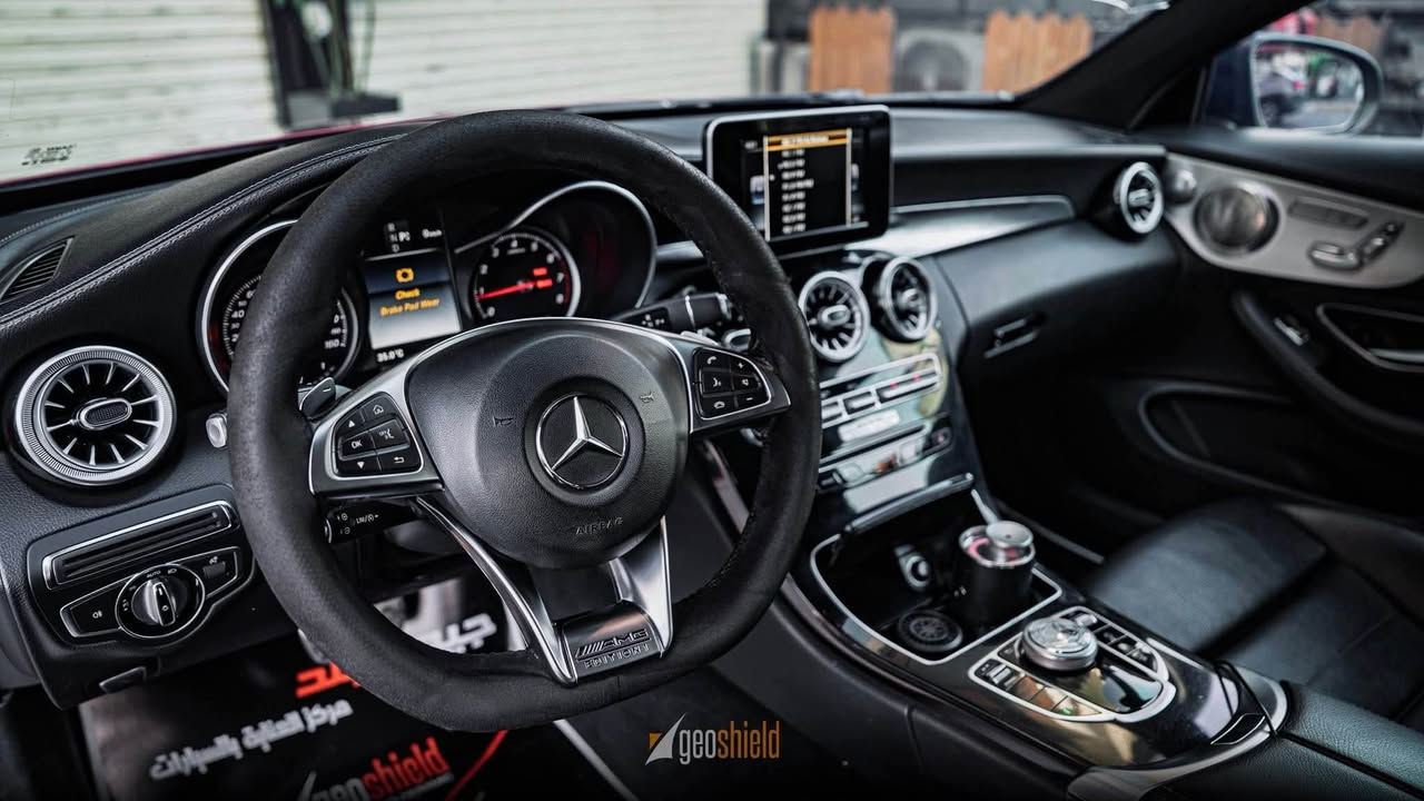 السلام عليكم
مارسيدس موديل amg c300 2017
سياره كلين تايتل هنا سوي شخط بلباب سايق فقط
معدله كلها c63 سبوورت
محرك 20 وتوربو
فول موصفات
ماشيه 70 الف فقط
سيرفيس كامل سياره بدون اي نواقص
رقم وهزة جديد
سعرها 194 وبيها مجال
مكان سياره اربيل
***********
*********** أربيل, العراق
