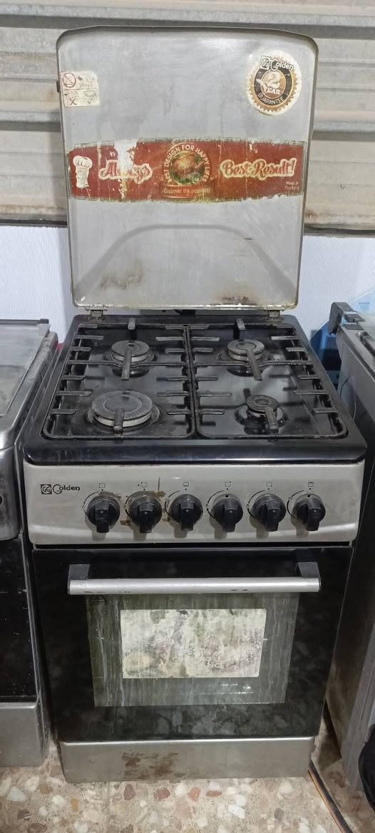 للبيع اغراض مال بيت كلمن وسعره المكان حي الجهاد الرفاق بغداد ***********
