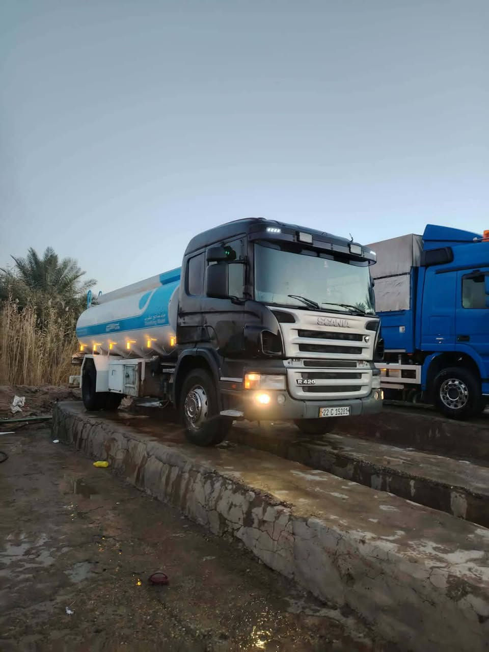 سلام عليكم سياره سكانيه مديل 2007مكفوله محرك انجكشن 420كير 3ب3حموله 16طن ***********
