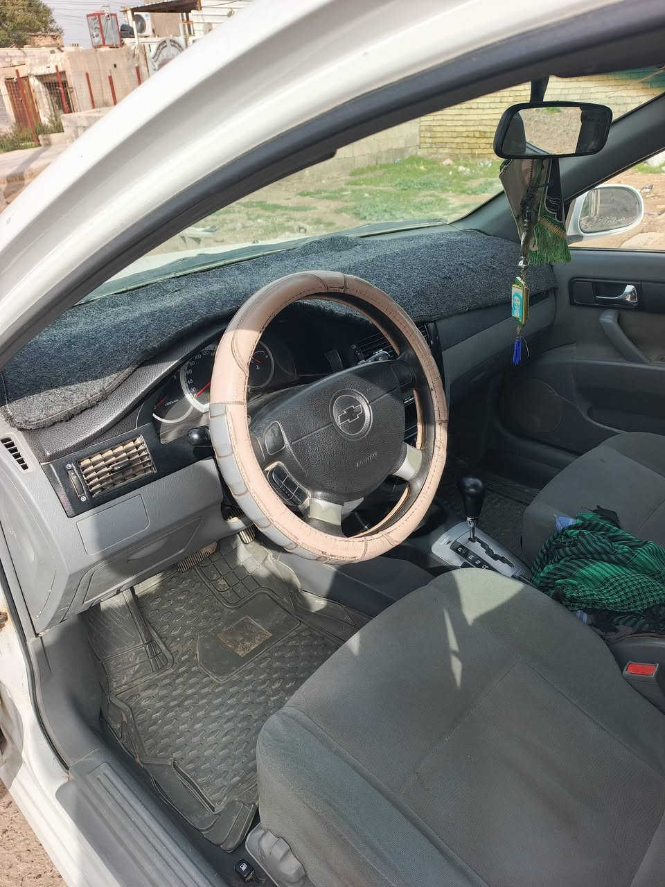 السلام عليكم سيارة اوبترا 2011 على وضع الصورة بدون حادث وبدون ضربة
السعر 80 وبيها مجال العنوان بغداد المعامل منطقة السعادة 
رقمي ***********
