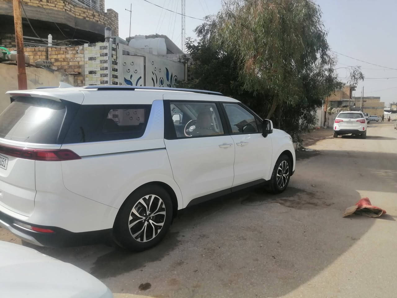 السلام عليكم ورحمة الله وبركاته

كرنفال وارد كوري

موديل ٢٣ ماشيه ٦٣الف وقابله للزياده

11 راكب خطين غاز بانزين ورقم بابل دولي وبسمي

السعر ب٢٩٤ وبيه مجال للشرايه الرجال فقط الرجاء لحد راسل اذا موشراي 

رقم ***********
